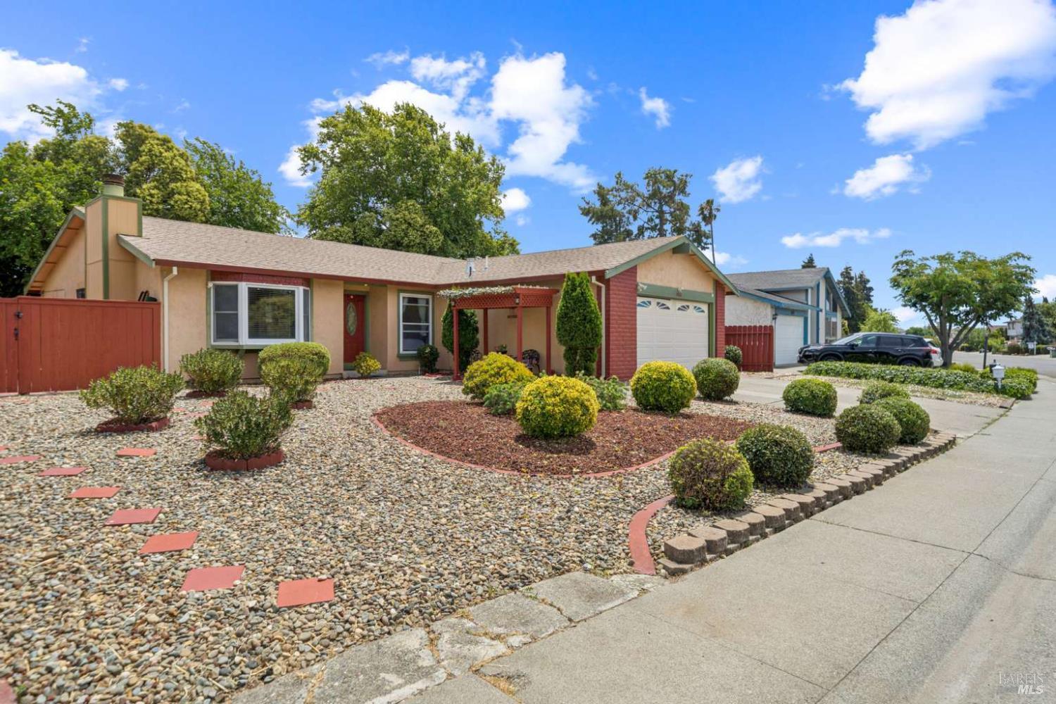 Woodlark Drive, Suisun City, California image 1