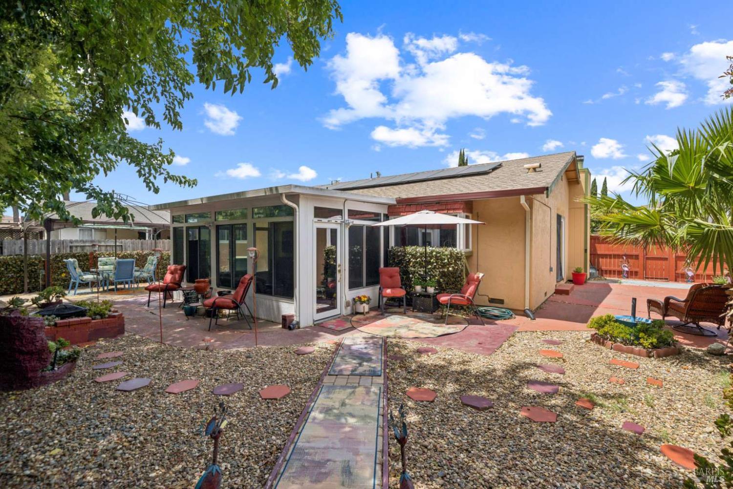 Woodlark Drive, Suisun City, California image 30