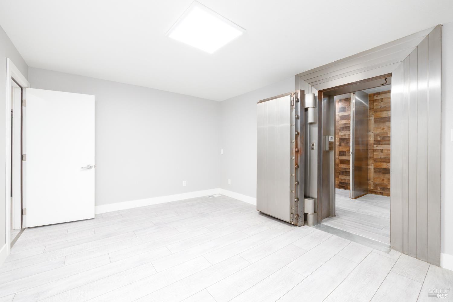Detail Gallery Image 8 of 18 For 21249 Geyserville Ave, Geyserville,  CA 95441 - 0 Beds | 0 Baths