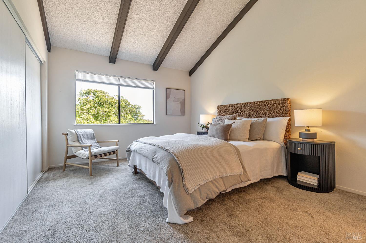 Detail Gallery Image 12 of 28 For 7 Byron Cir, Mill Valley,  CA 94941 - 3 Beds | 2/1 Baths