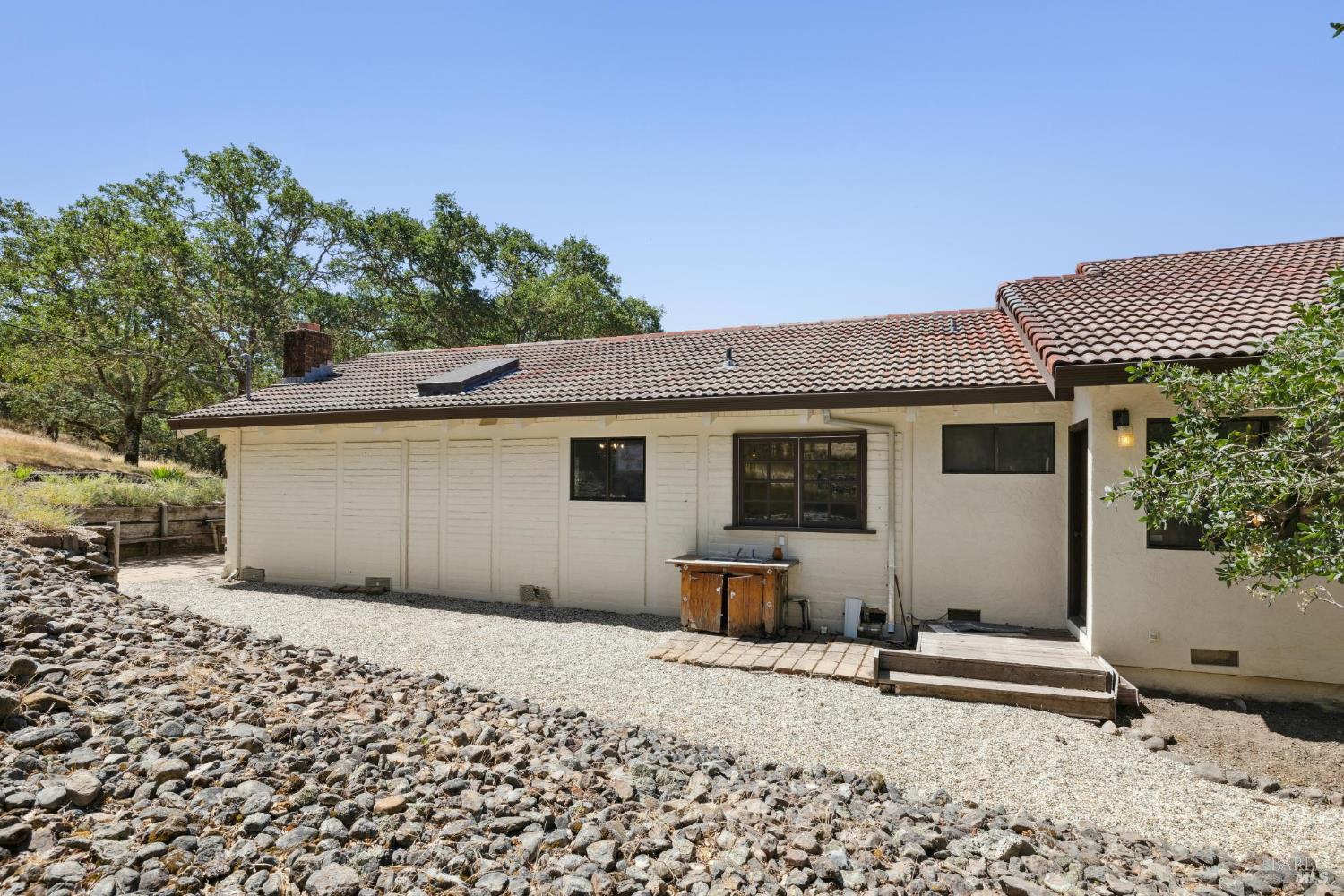Detail Gallery Image 53 of 66 For 5219 Bennett Valley Ln, Glen Ellen,  CA 95442 - 3 Beds | 2 Baths