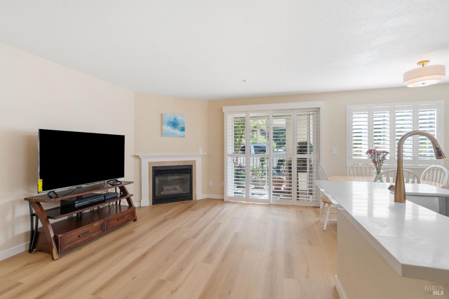 Eastwood Drive #1, Vacaville, California image 5