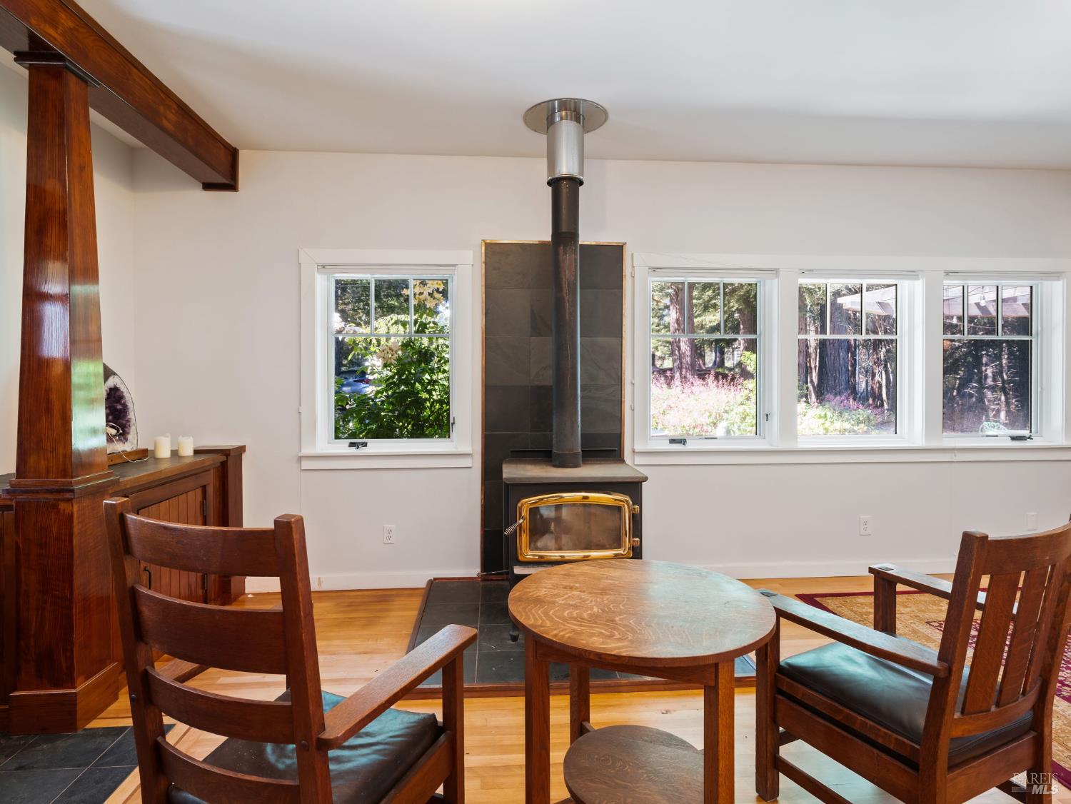 Detail Gallery Image 4 of 47 For 21900 Panorama Way, Philo,  CA 95466 - 3 Beds | 2 Baths