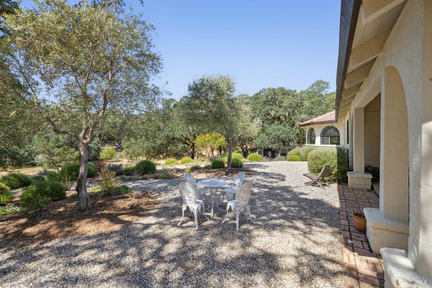 Detail Gallery Image 19 of 66 For 5219 Bennett Valley Ln, Glen Ellen,  CA 95442 - 3 Beds | 2 Baths
