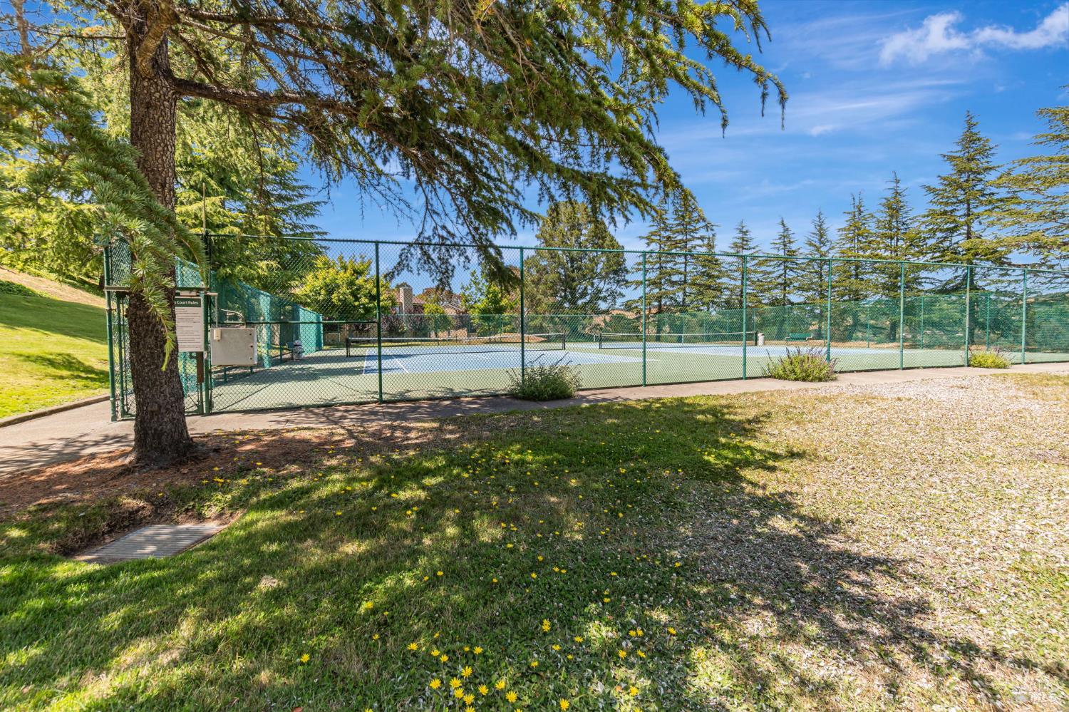 Detail Gallery Image 27 of 28 For 7 Byron Cir, Mill Valley,  CA 94941 - 3 Beds | 2/1 Baths
