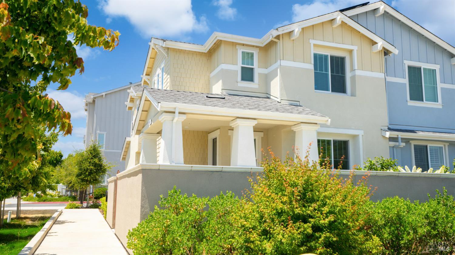 Front Image Thumbnail for BA325055858