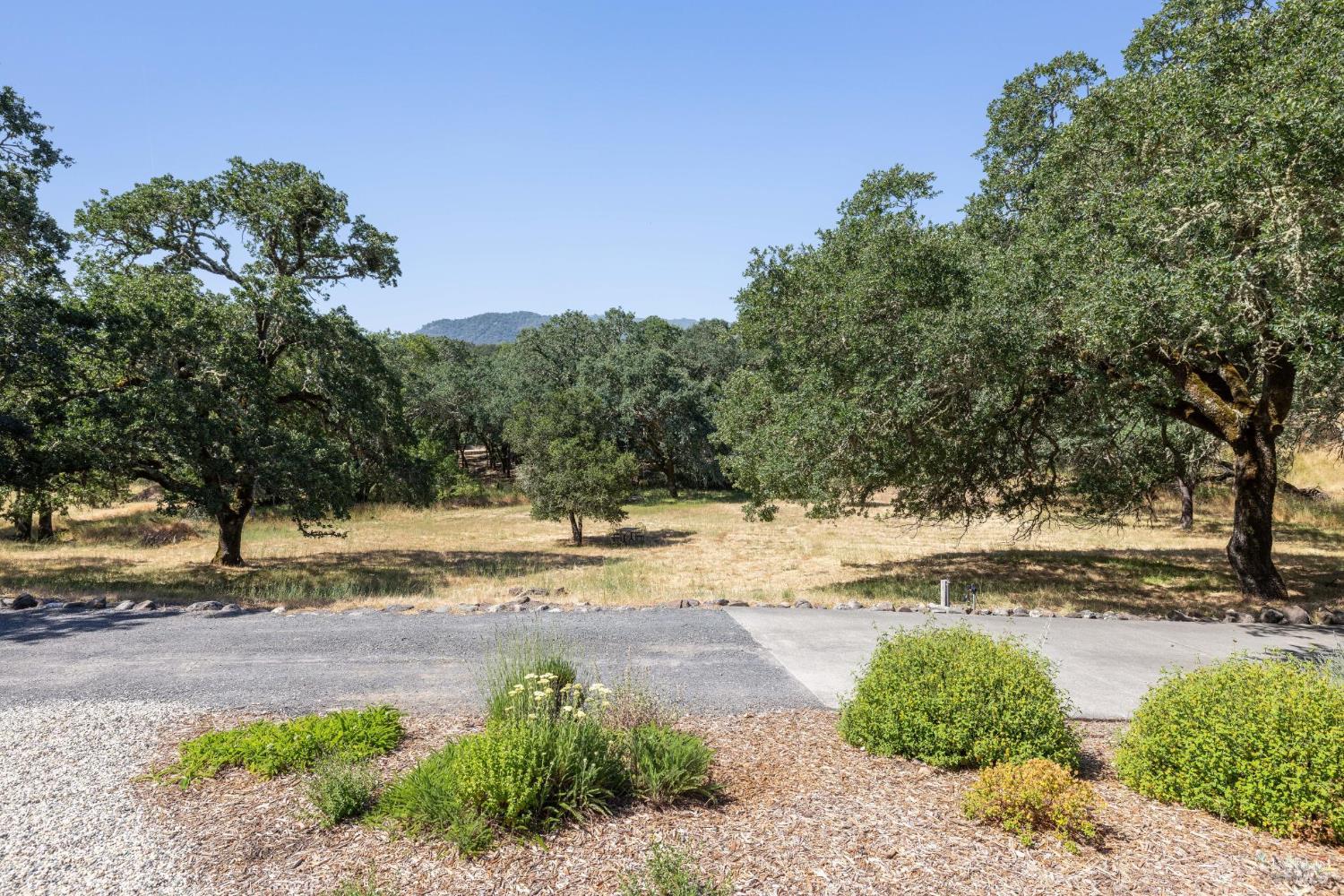 Detail Gallery Image 16 of 66 For 5219 Bennett Valley Ln, Glen Ellen,  CA 95442 - 3 Beds | 2 Baths