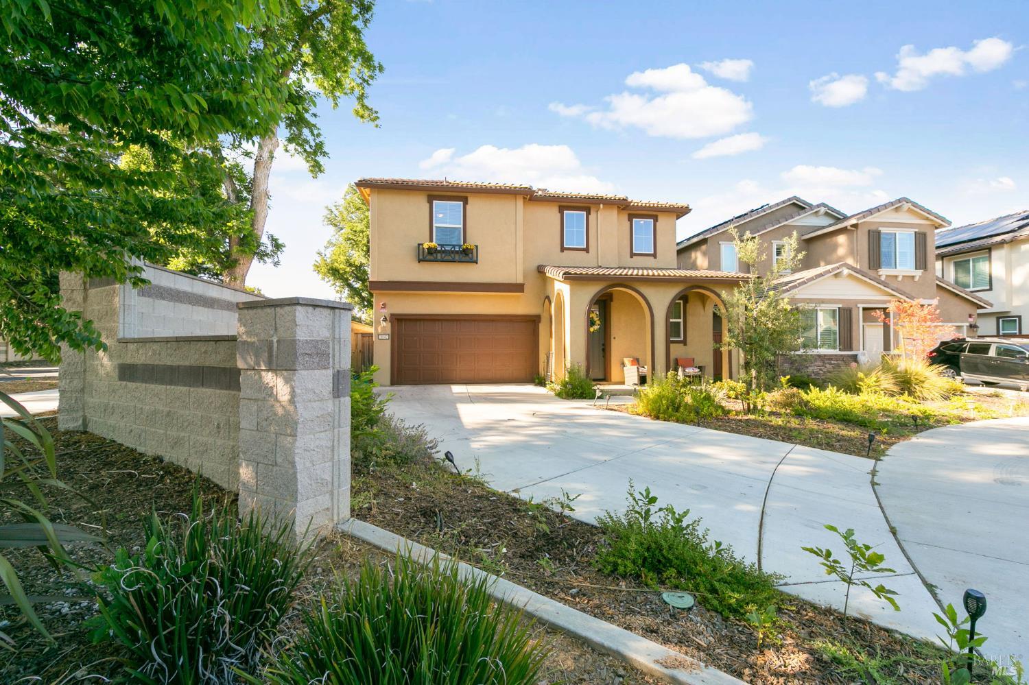 Vasquez Court, Vacaville, California image 2
