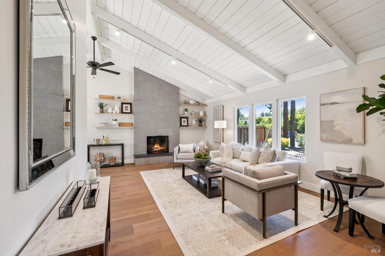 Detail Gallery Image 3 of 25 For 1830 Spring Mountain Rd, Saint Helena,  CA 94574 - 3 Beds | 2 Baths
