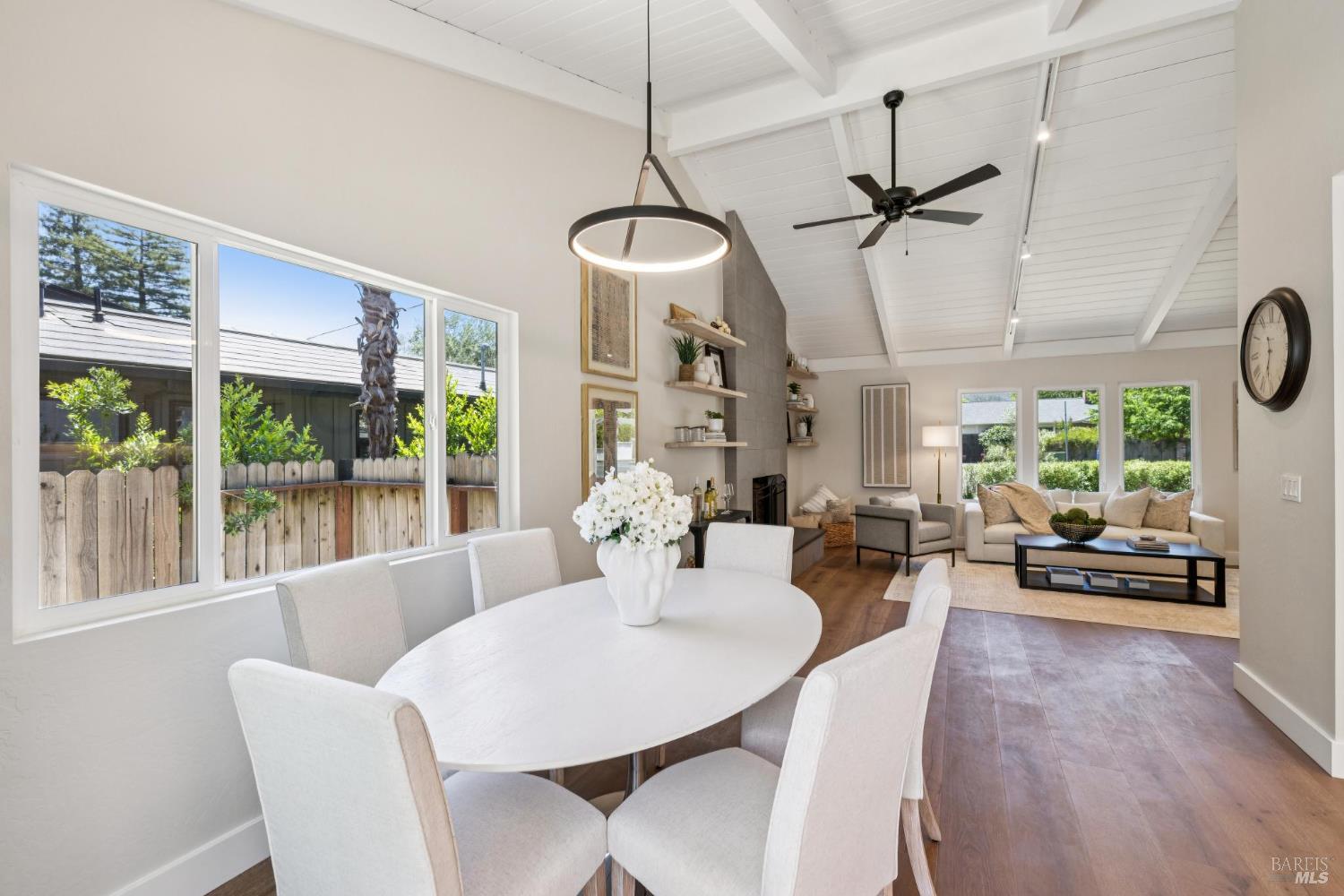 Detail Gallery Image 10 of 25 For 1830 Spring Mountain Rd, Saint Helena,  CA 94574 - 3 Beds | 2 Baths