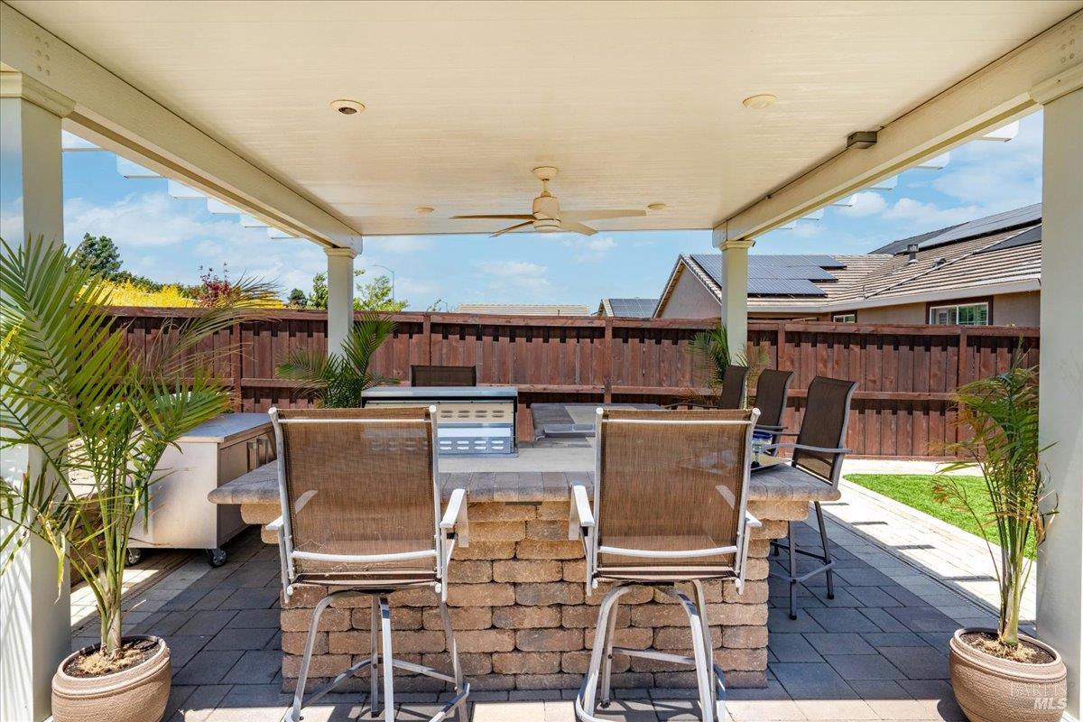 Detail Gallery Image 76 of 89 For 1012 Capitola Ct, Vacaville,  CA 95687 - 6 Beds | 4/1 Baths