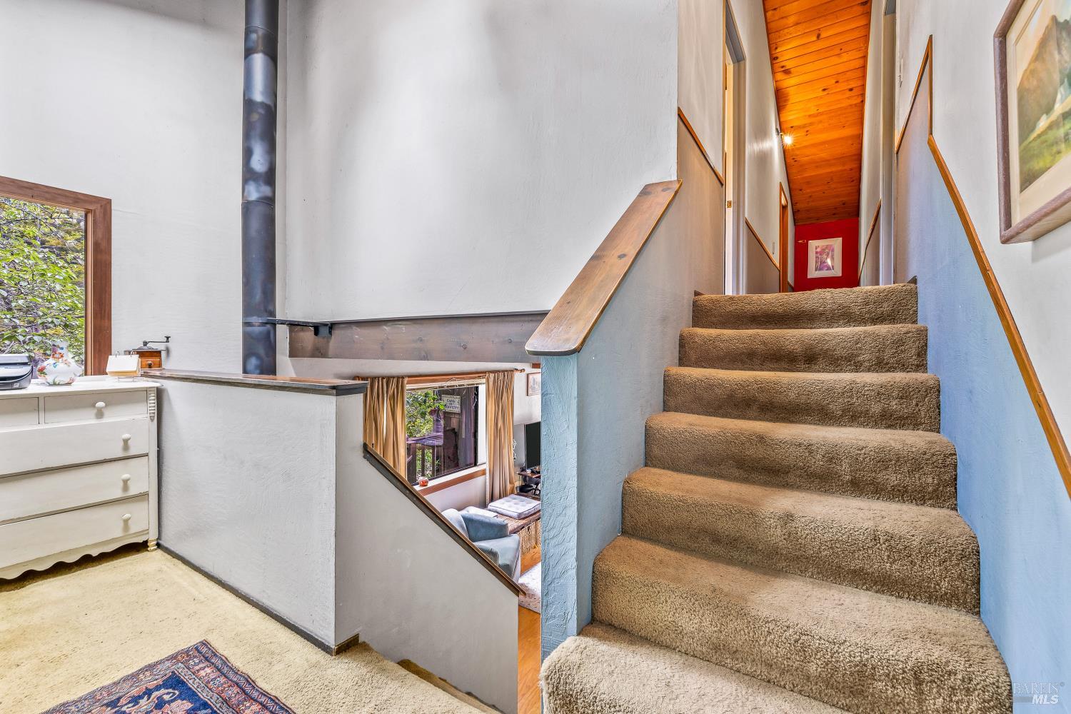Detail Gallery Image 13 of 27 For 43150 Little Lake Rd, Mendocino,  CA 95460 - 4 Beds | 1 Baths