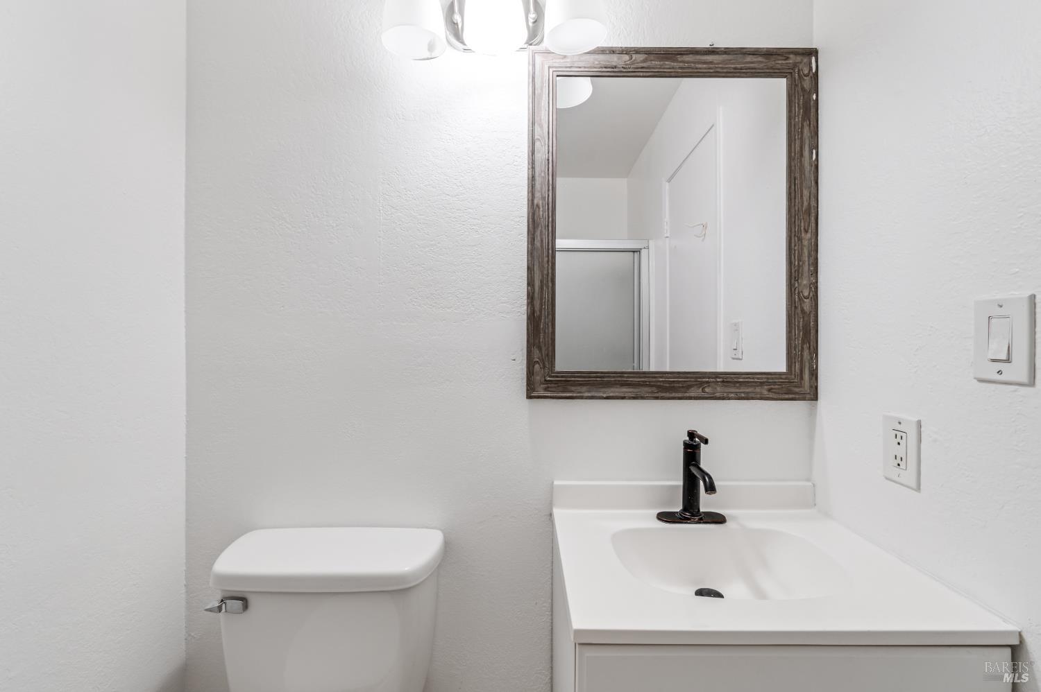 Detail Gallery Image 17 of 21 For 588 Crabapple Way, San Jose,  CA 95111 - 3 Beds | 1/1 Baths