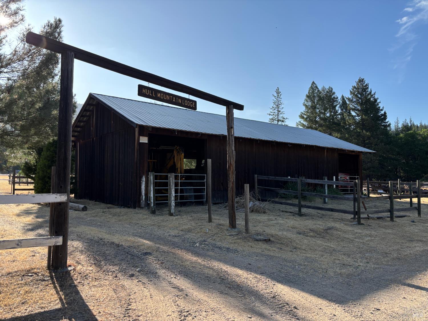 Detail Gallery Image 26 of 35 For 30518 Rodeo Rd, Potter Valley,  CA 95469 - 3 Beds | 2 Baths