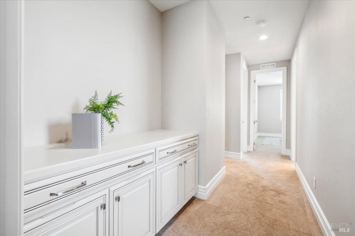 Detail Gallery Image 40 of 89 For 1012 Capitola Ct, Vacaville,  CA 95687 - 6 Beds | 4/1 Baths