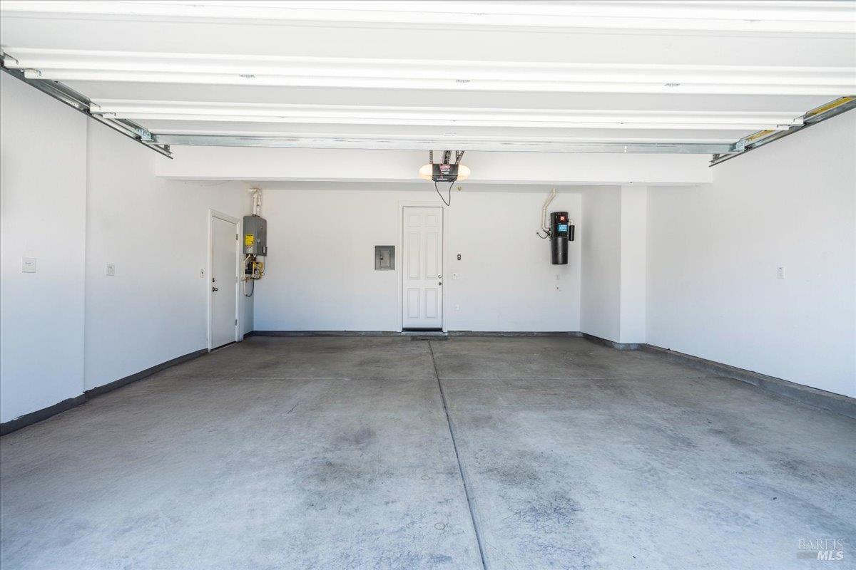 Detail Gallery Image 80 of 89 For 1012 Capitola Ct, Vacaville,  CA 95687 - 6 Beds | 4/1 Baths