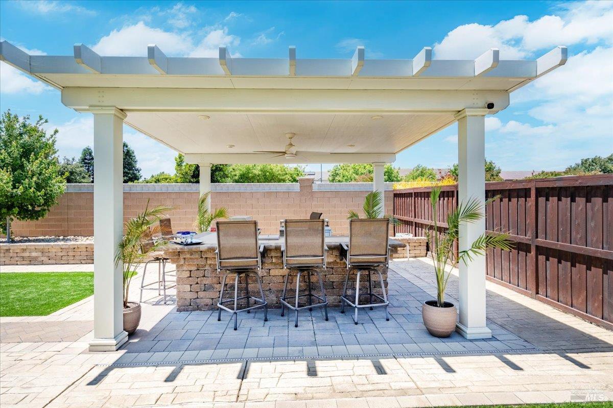 Detail Gallery Image 74 of 89 For 1012 Capitola Ct, Vacaville,  CA 95687 - 6 Beds | 4/1 Baths