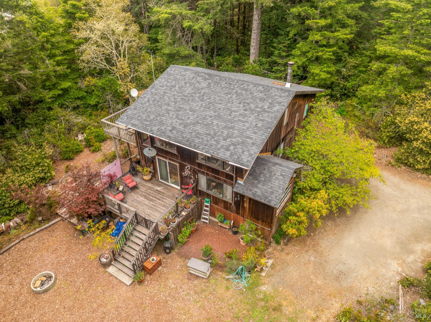 Detail Gallery Image 24 of 27 For 43150 Little Lake Rd, Mendocino,  CA 95460 - 4 Beds | 1 Baths