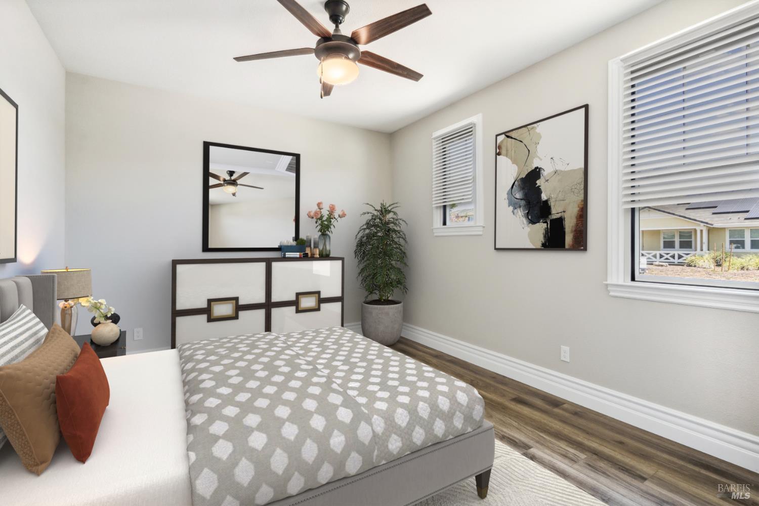 Detail Gallery Image 27 of 89 For 1012 Capitola Ct, Vacaville,  CA 95687 - 6 Beds | 4/1 Baths