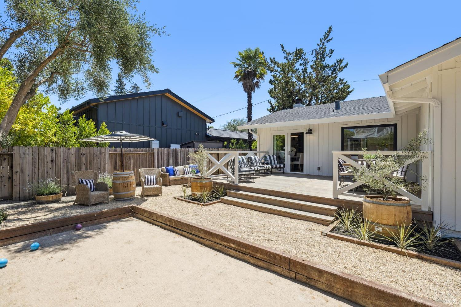 Detail Gallery Image 21 of 25 For 1830 Spring Mountain Rd, Saint Helena,  CA 94574 - 3 Beds | 2 Baths