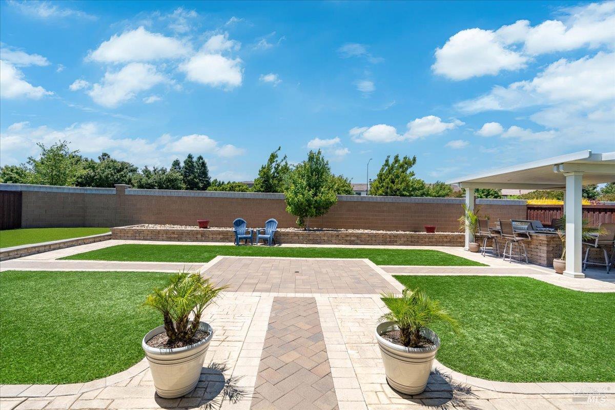 Detail Gallery Image 71 of 89 For 1012 Capitola Ct, Vacaville,  CA 95687 - 6 Beds | 4/1 Baths