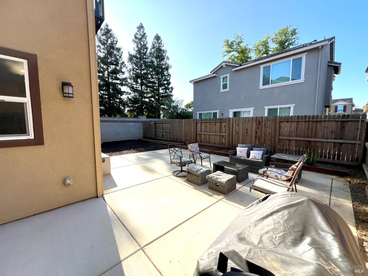Vasquez Court, Vacaville, California image 46