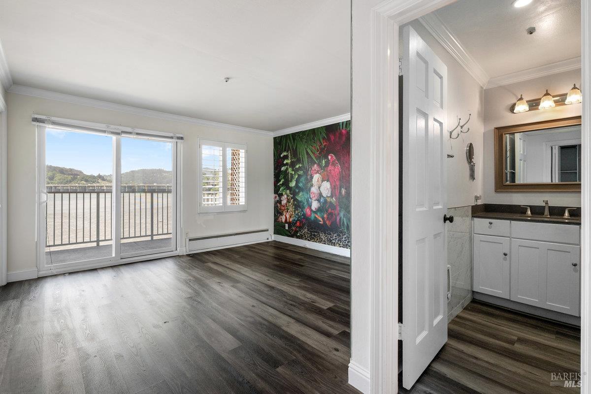 Detail Gallery Image 11 of 17 For 120 Seminary Dr 2c,  Mill Valley,  CA 94941 - 2 Beds | 2 Baths