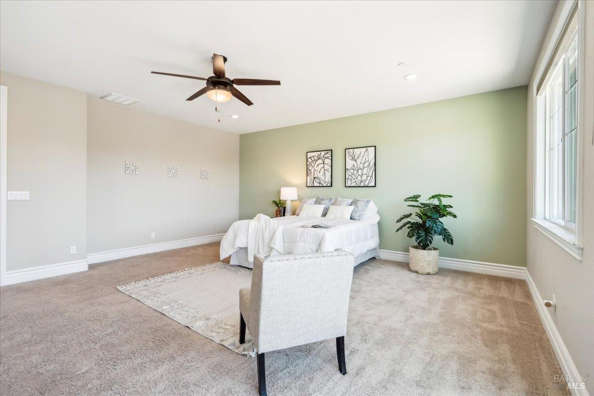 Detail Gallery Image 48 of 89 For 1012 Capitola Ct, Vacaville,  CA 95687 - 6 Beds | 4/1 Baths