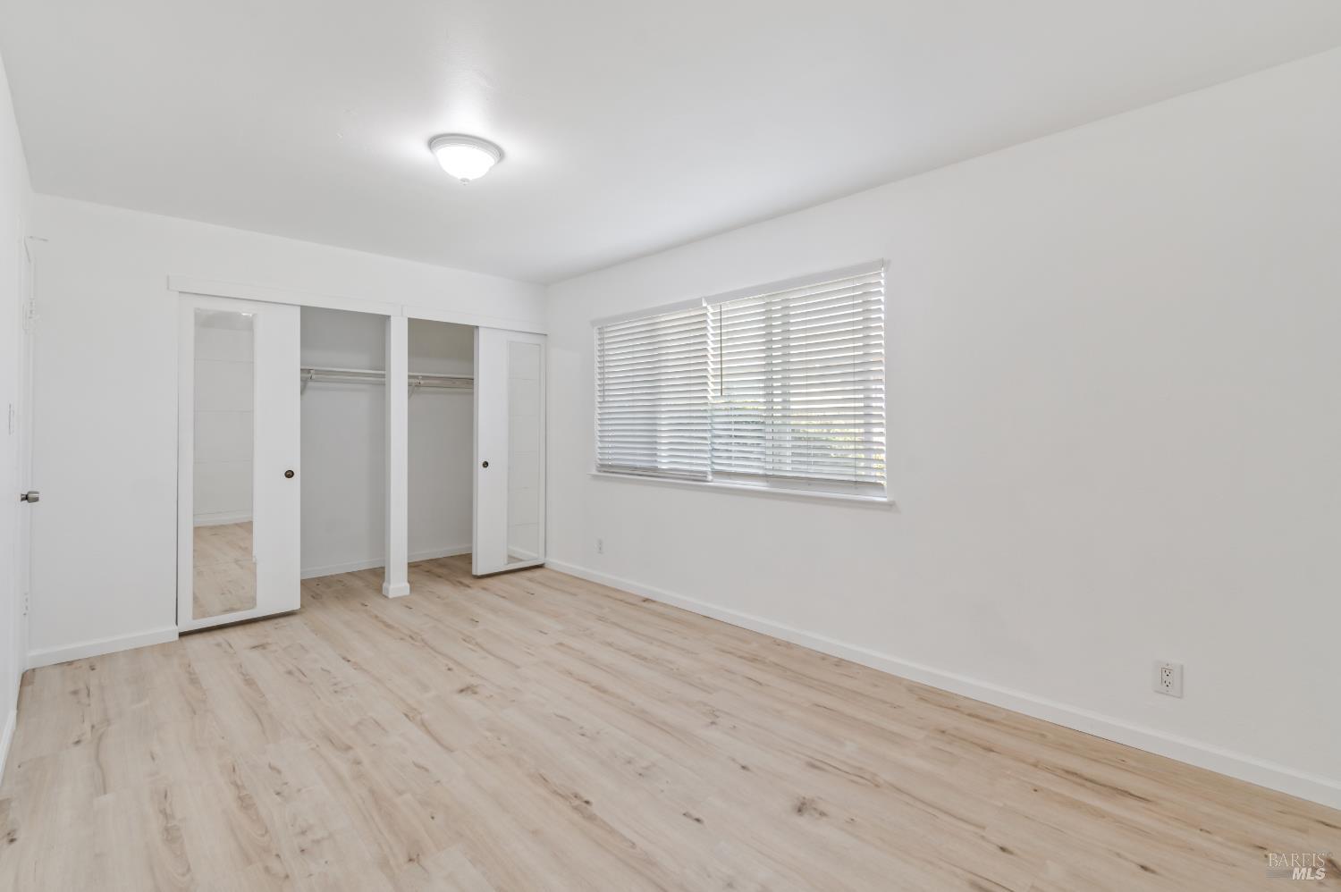 Detail Gallery Image 14 of 21 For 588 Crabapple Way, San Jose,  CA 95111 - 3 Beds | 1/1 Baths