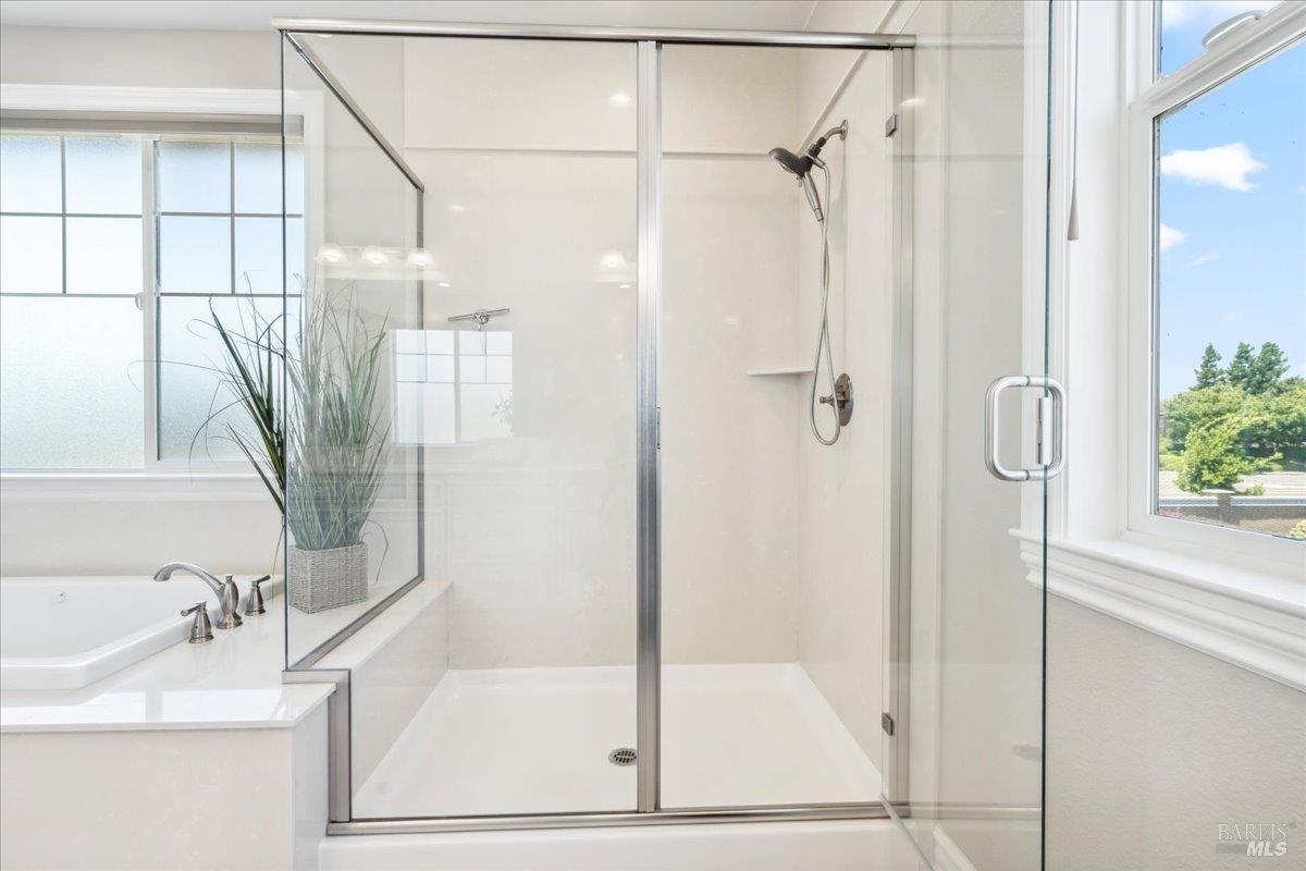 Detail Gallery Image 56 of 89 For 1012 Capitola Ct, Vacaville,  CA 95687 - 6 Beds | 4/1 Baths