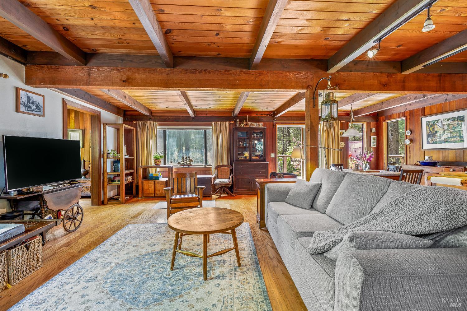 Detail Gallery Image 4 of 27 For 43150 Little Lake Rd, Mendocino,  CA 95460 - 4 Beds | 1 Baths