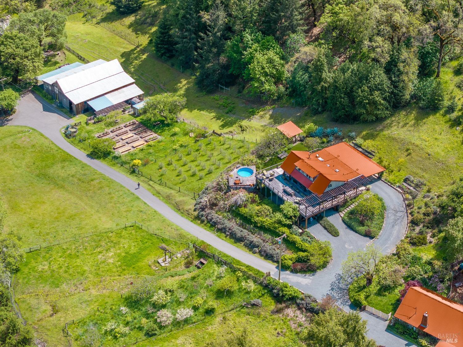 Detail Gallery Image 1 of 1 For 12805 Old Skaggs Springs Rd, Geyserville,  CA 95441 - 6 Beds | 4 Baths