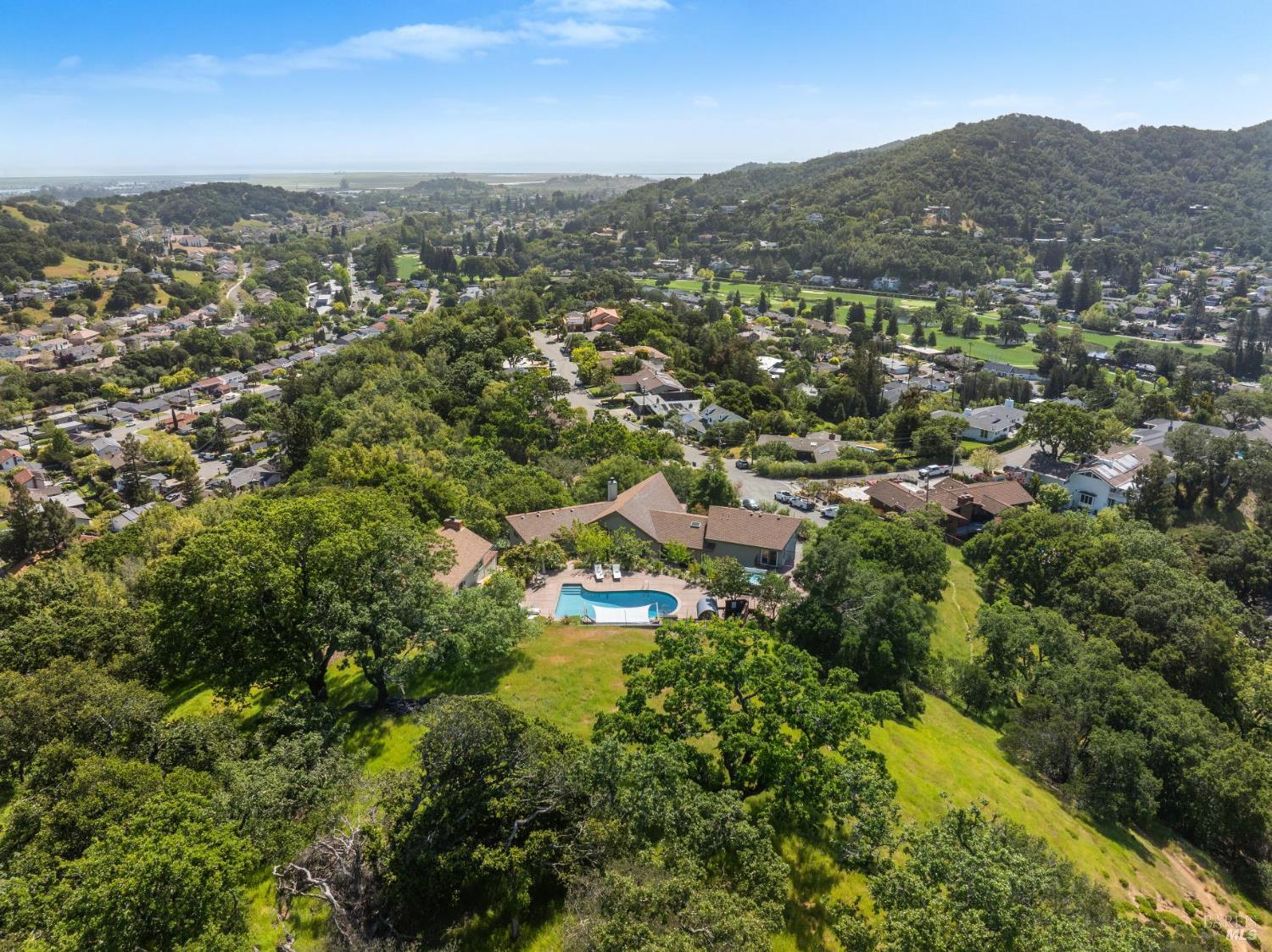 Detail Gallery Image 56 of 68 For 104 Eagle Dr, Novato,  CA 94949 - 4 Beds | 3 Baths