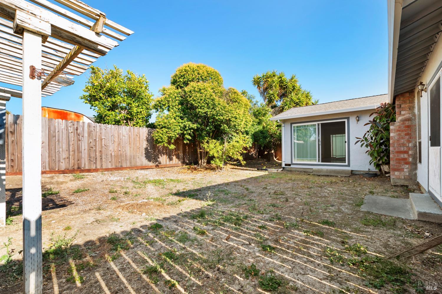 Springfield None, Vallejo, California image 29