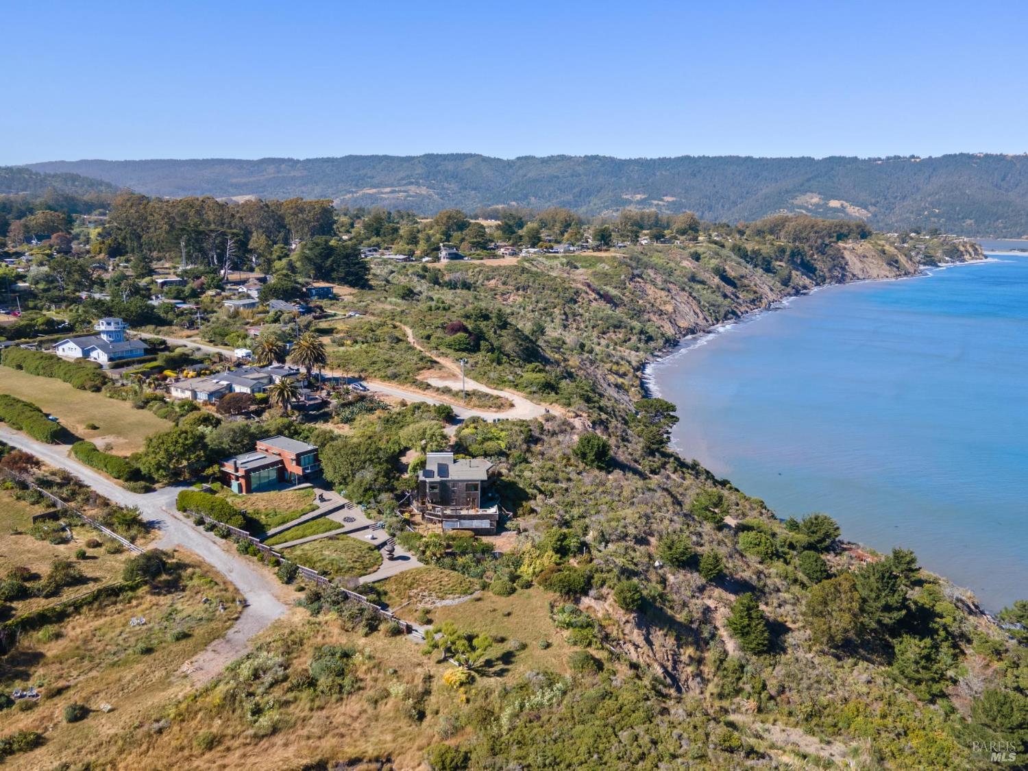 Detail Gallery Image 7 of 93 For 272 Ocean Pkwy, Bolinas,  CA 94924 - 3 Beds | 2 Baths
