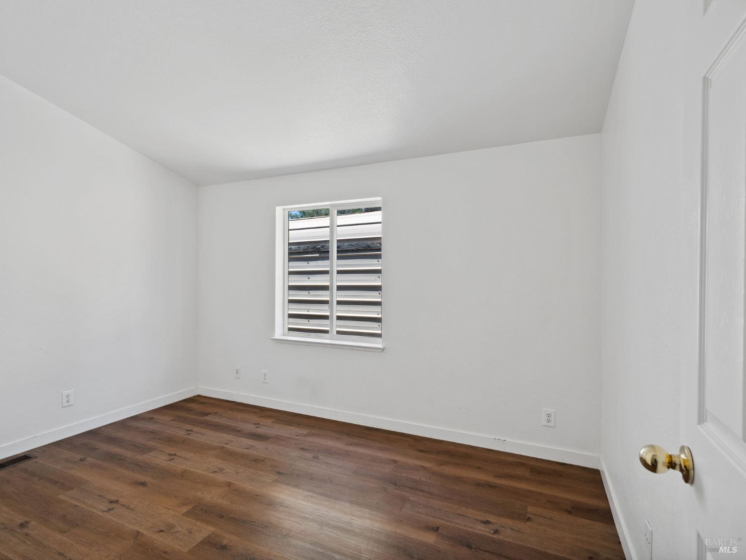 Detail Gallery Image 26 of 64 For 15400 May Hollow Rd, Lower Lake,  CA 95457 - 3 Beds | 2 Baths