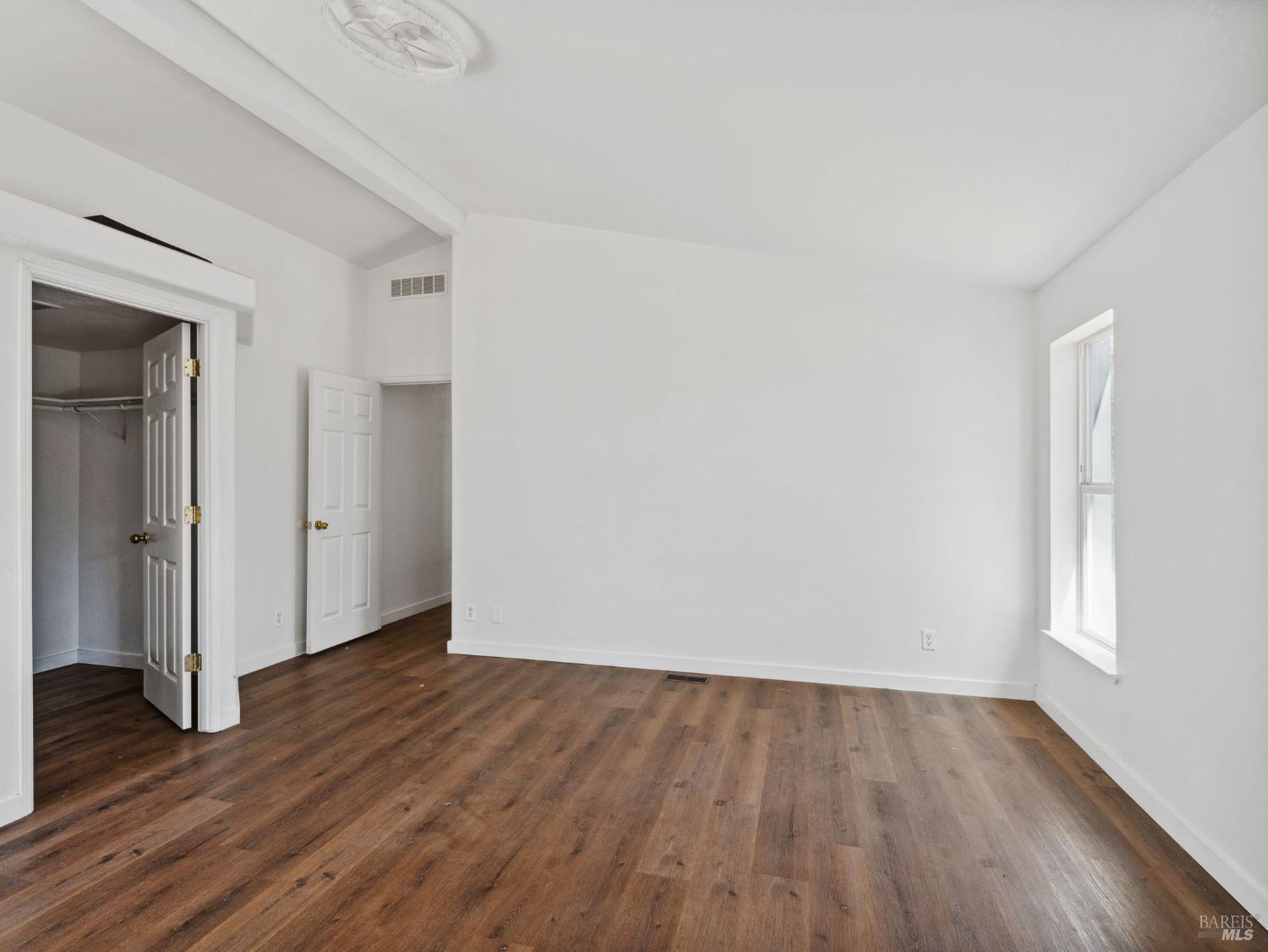 Detail Gallery Image 36 of 64 For 15400 May Hollow Rd, Lower Lake,  CA 95457 - 3 Beds | 2 Baths