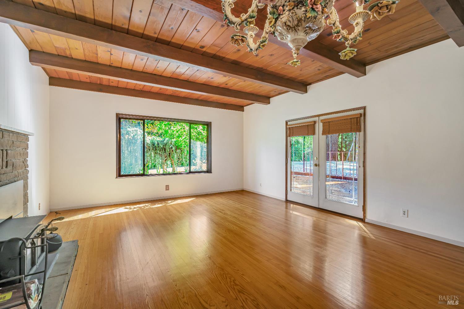 Detail Gallery Image 3 of 34 For 19375 Pine Glade Unkn, Guerneville,  CA 95446 - 2 Beds | 2 Baths