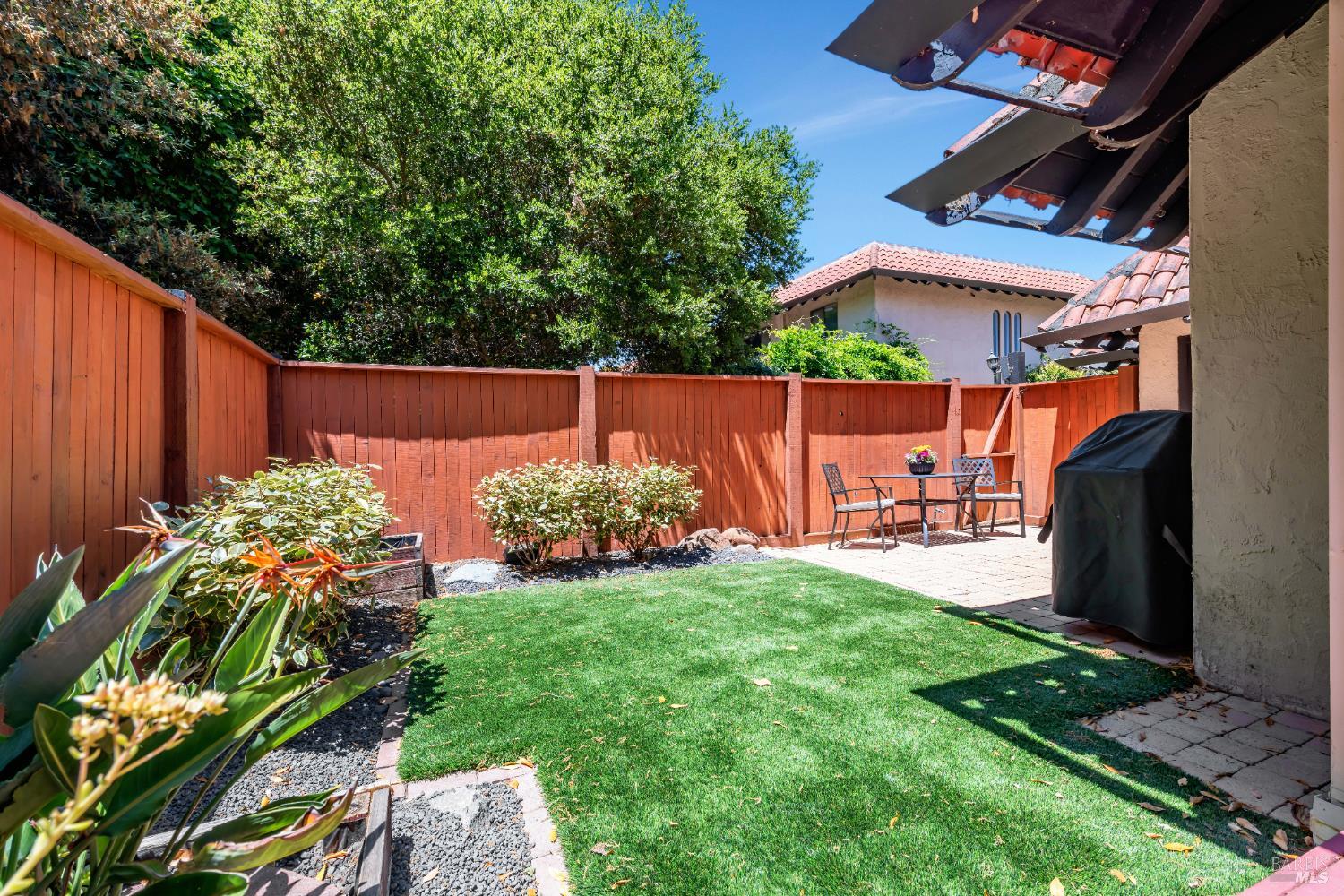 Detail Gallery Image 20 of 43 For 74 Grande Paseo Unkn, San Rafael,  CA 94903 - 4 Beds | 2/1 Baths
