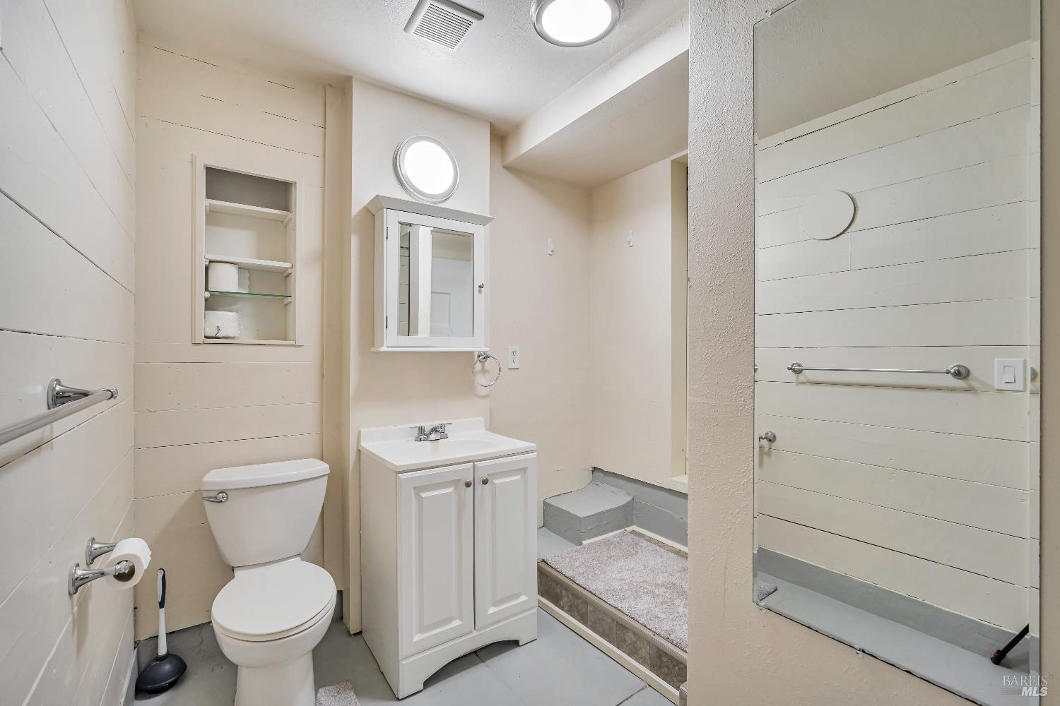 Detail Gallery Image 25 of 34 For 19375 Pine Glade Unkn, Guerneville,  CA 95446 - 2 Beds | 2 Baths