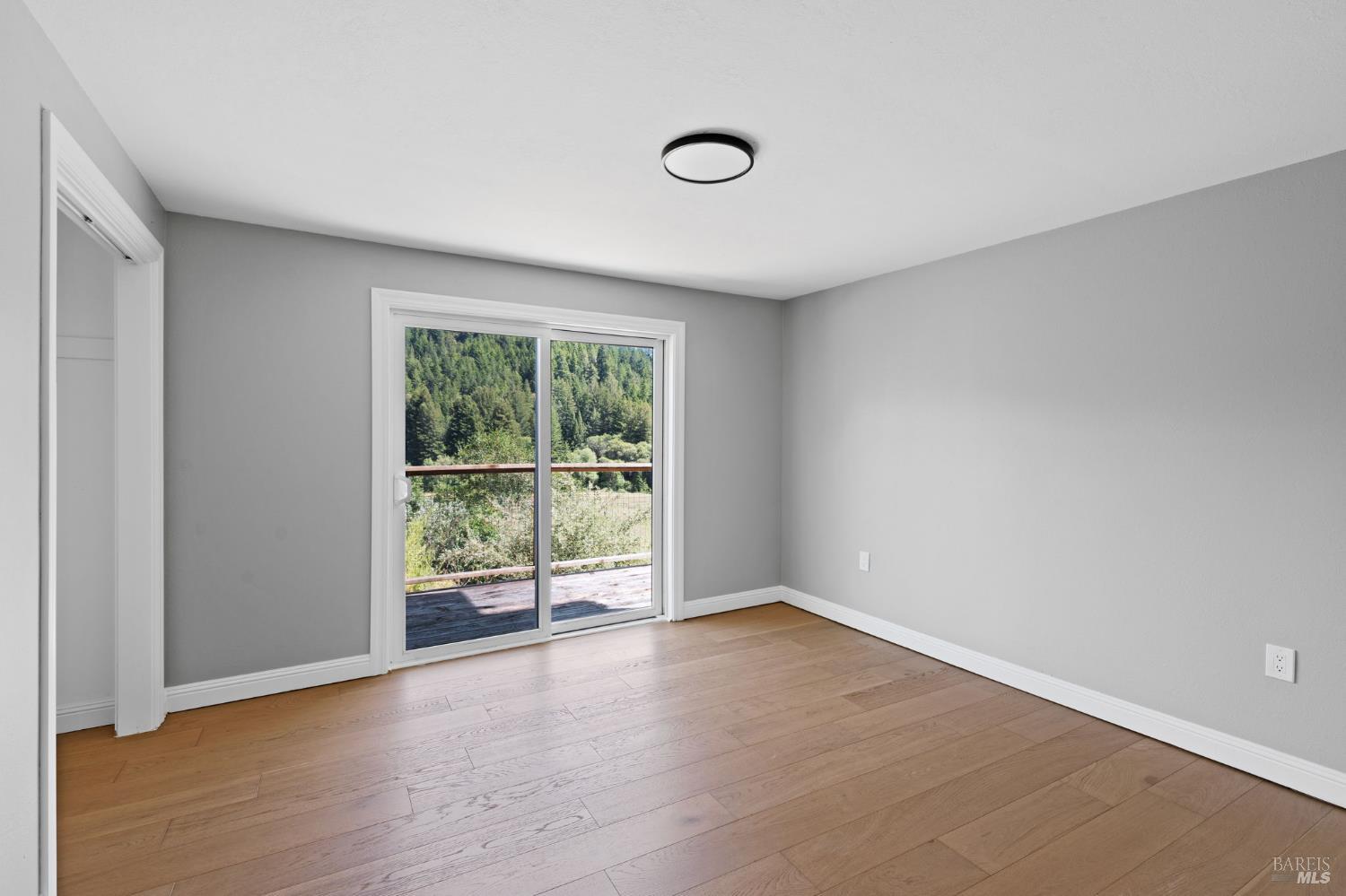 Detail Gallery Image 33 of 66 For 7950 Flynn Creek Rd, Comptche,  CA 95427 - 5 Beds | 3 Baths