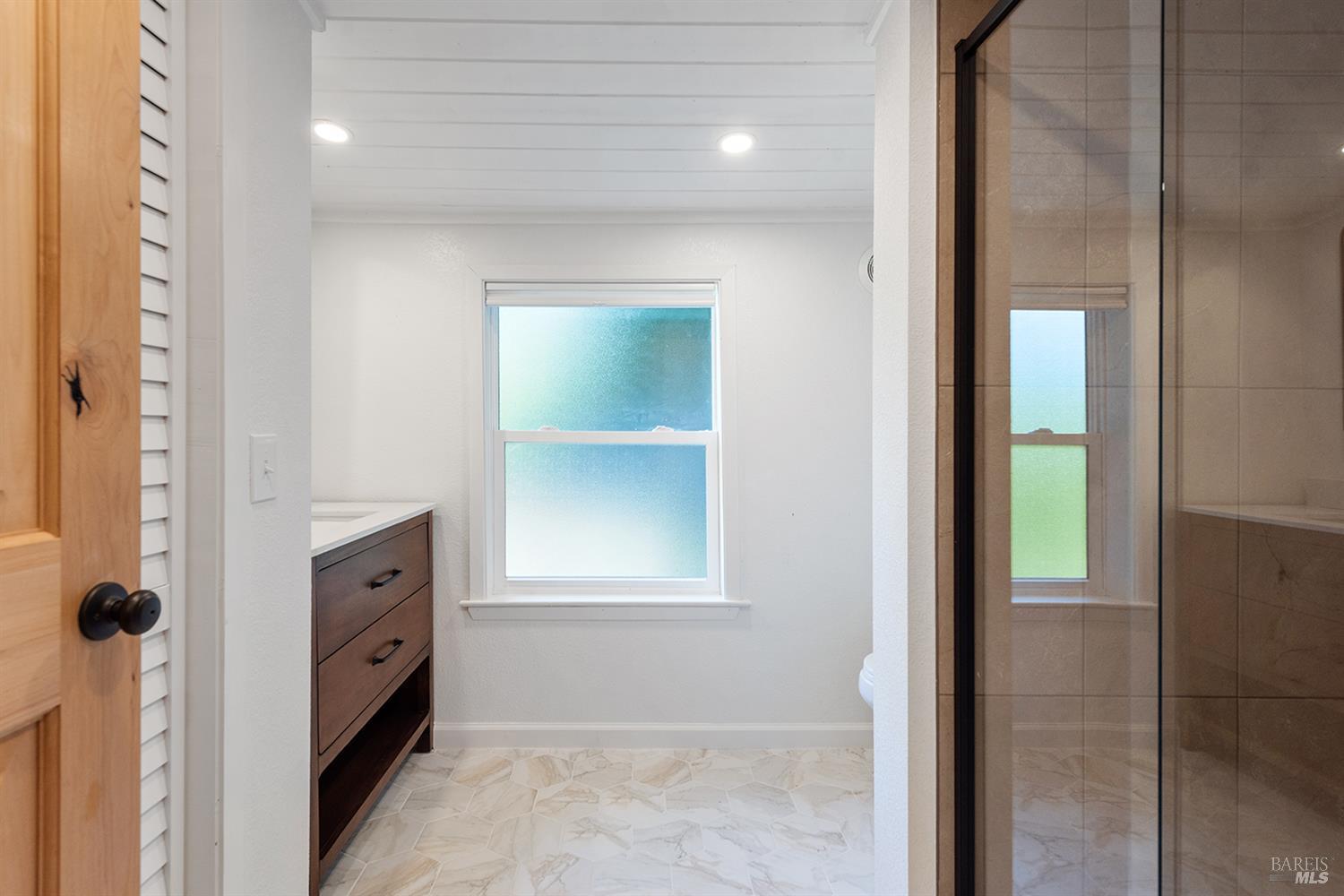 Detail Gallery Image 18 of 36 For 18135 Hwy 116 Unkn, Guerneville,  CA 95446 - 2 Beds | 1 Baths