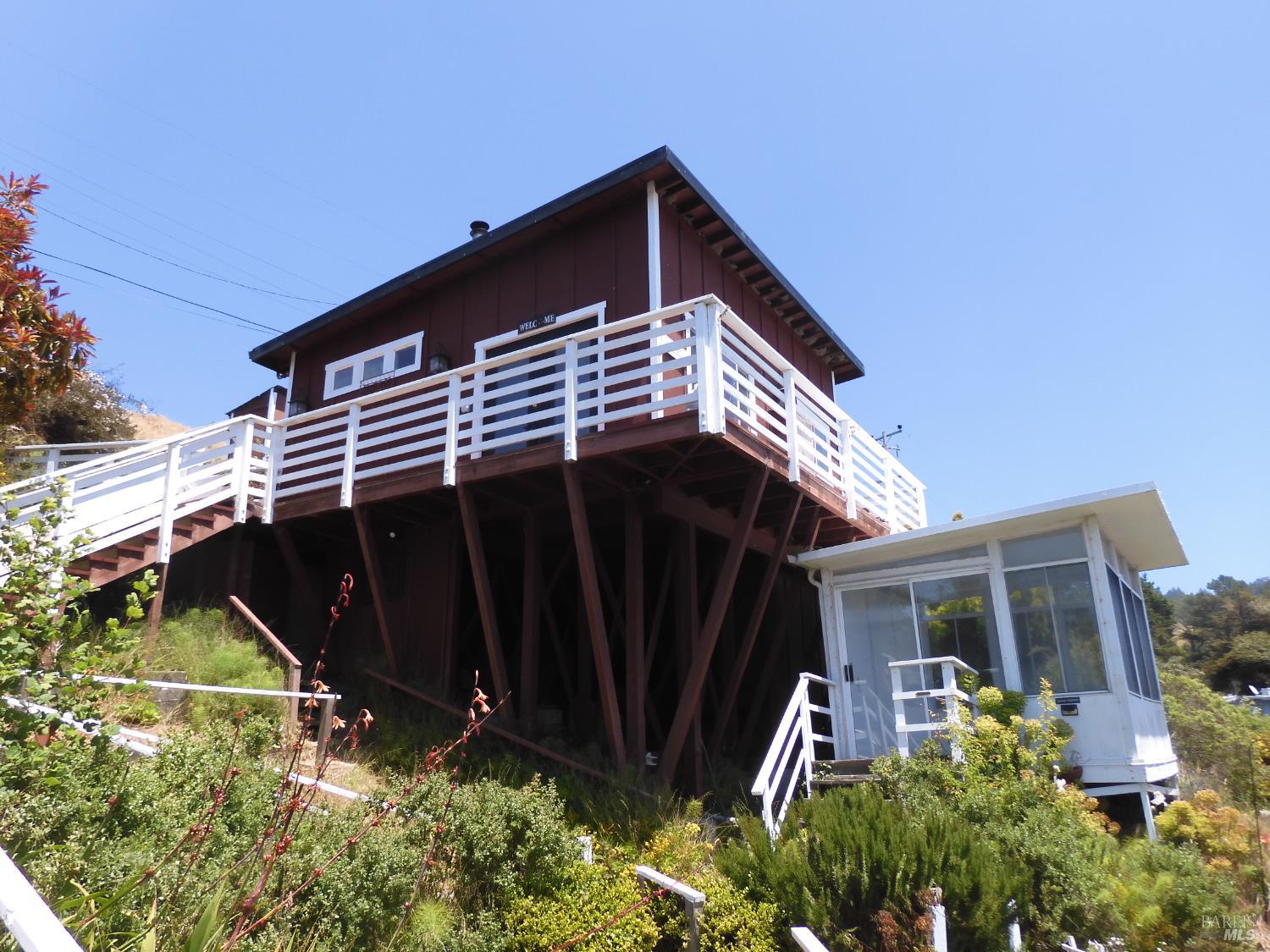 Detail Gallery Image 2 of 11 For 10848 Hereford Dr, Jenner,  CA 95450 - 1 Beds | 1 Baths
