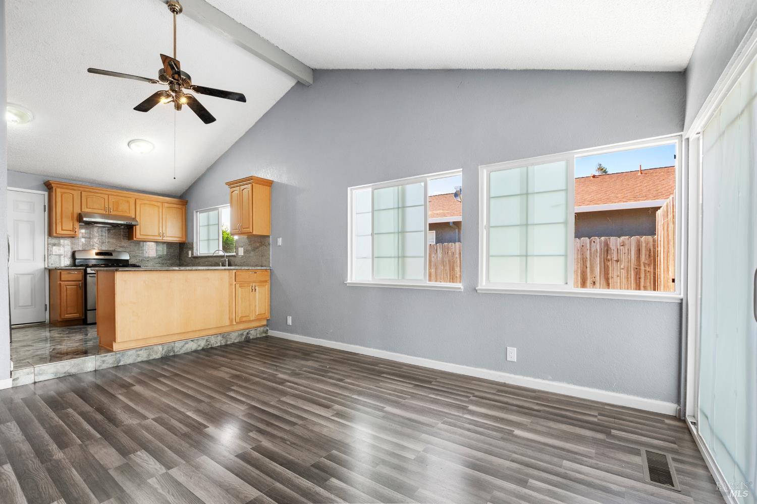 Springfield None, Vallejo, California image 10