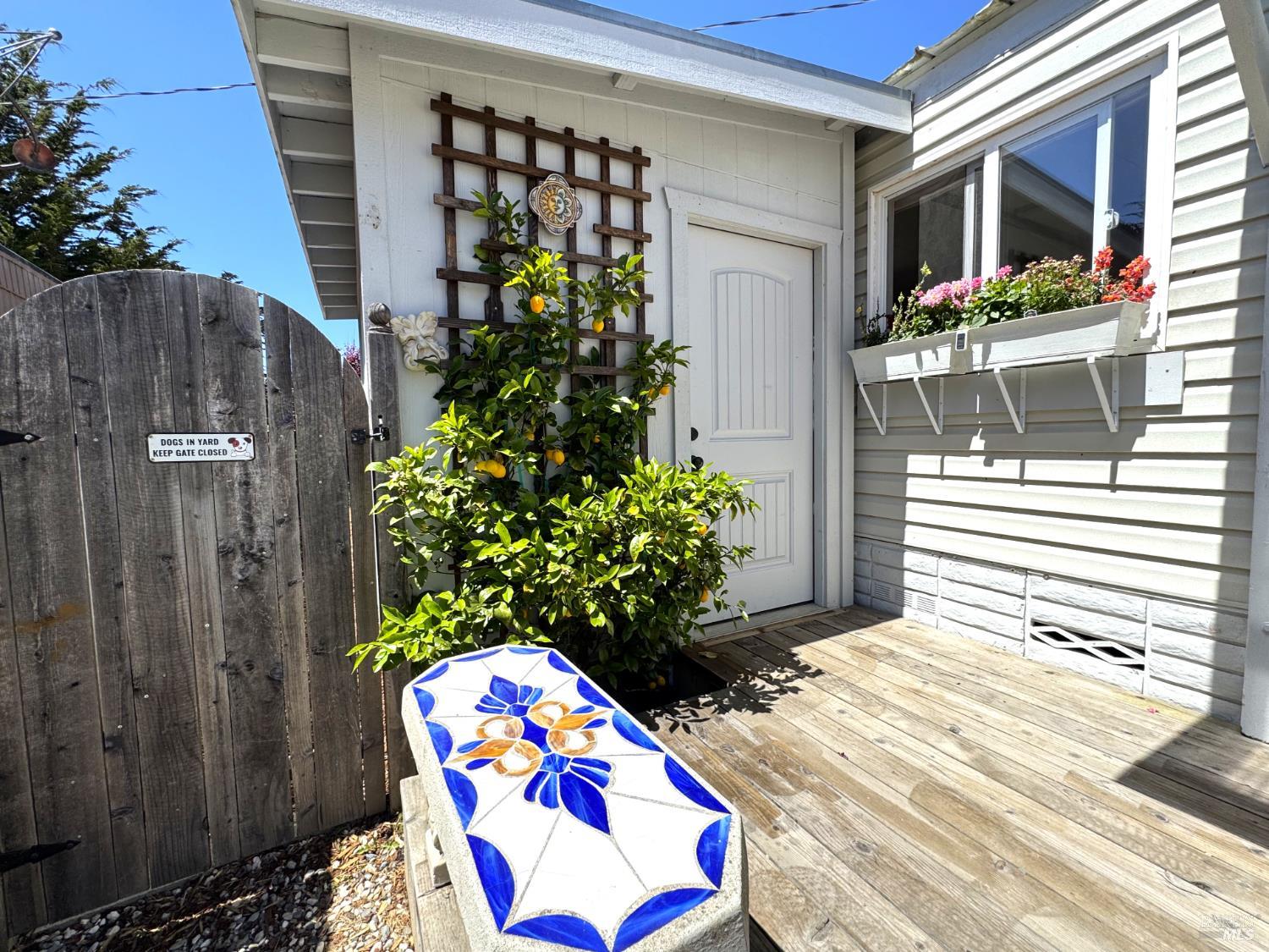 Detail Gallery Image 2 of 27 For 13500 Point Cabrillo Dr 13, Mendocino,  CA 95460 - 2 Beds | 1 Baths