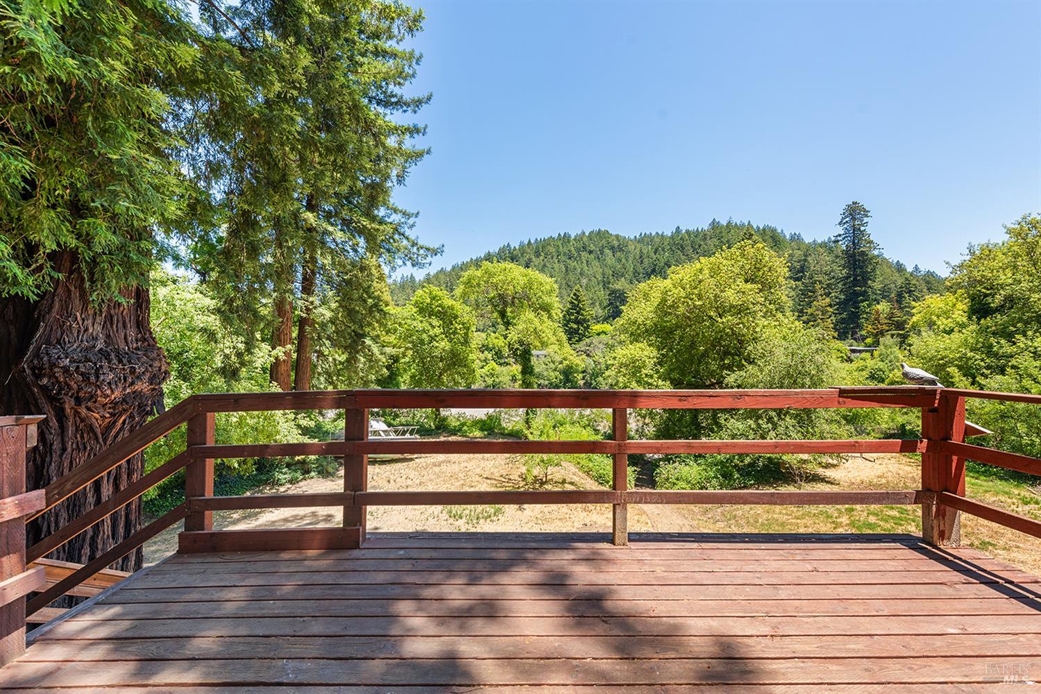 Detail Gallery Image 4 of 36 For 18135 Hwy 116 Unkn, Guerneville,  CA 95446 - 2 Beds | 1 Baths