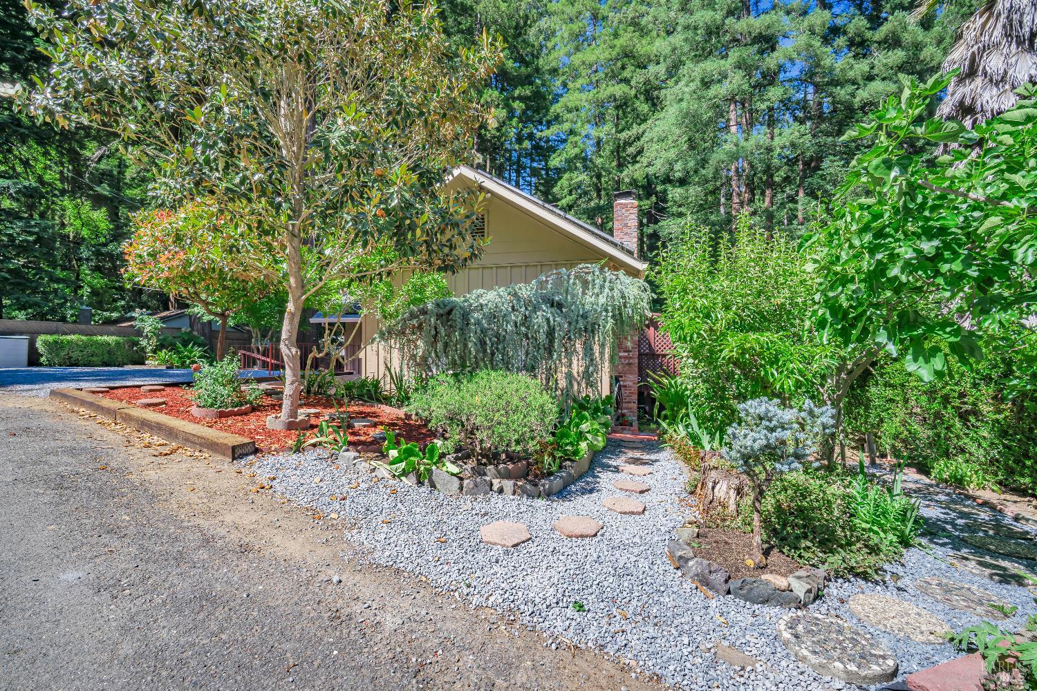 Detail Gallery Image 34 of 34 For 19375 Pine Glade Unkn, Guerneville,  CA 95446 - 2 Beds | 2 Baths
