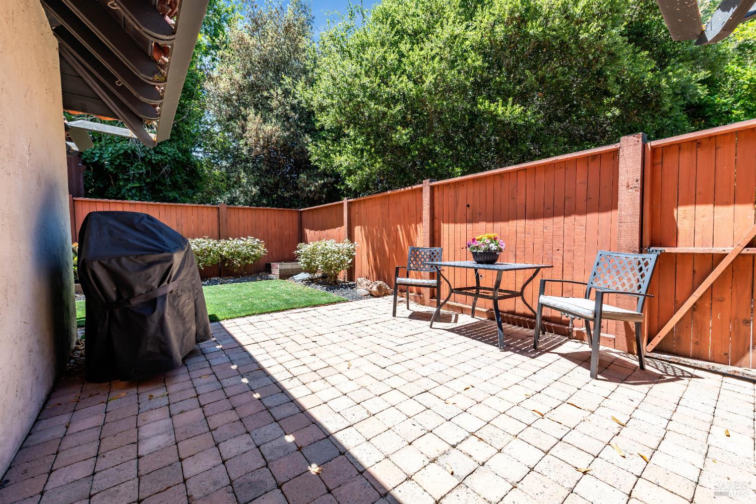 Detail Gallery Image 18 of 43 For 74 Grande Paseo Unkn, San Rafael,  CA 94903 - 4 Beds | 2/1 Baths