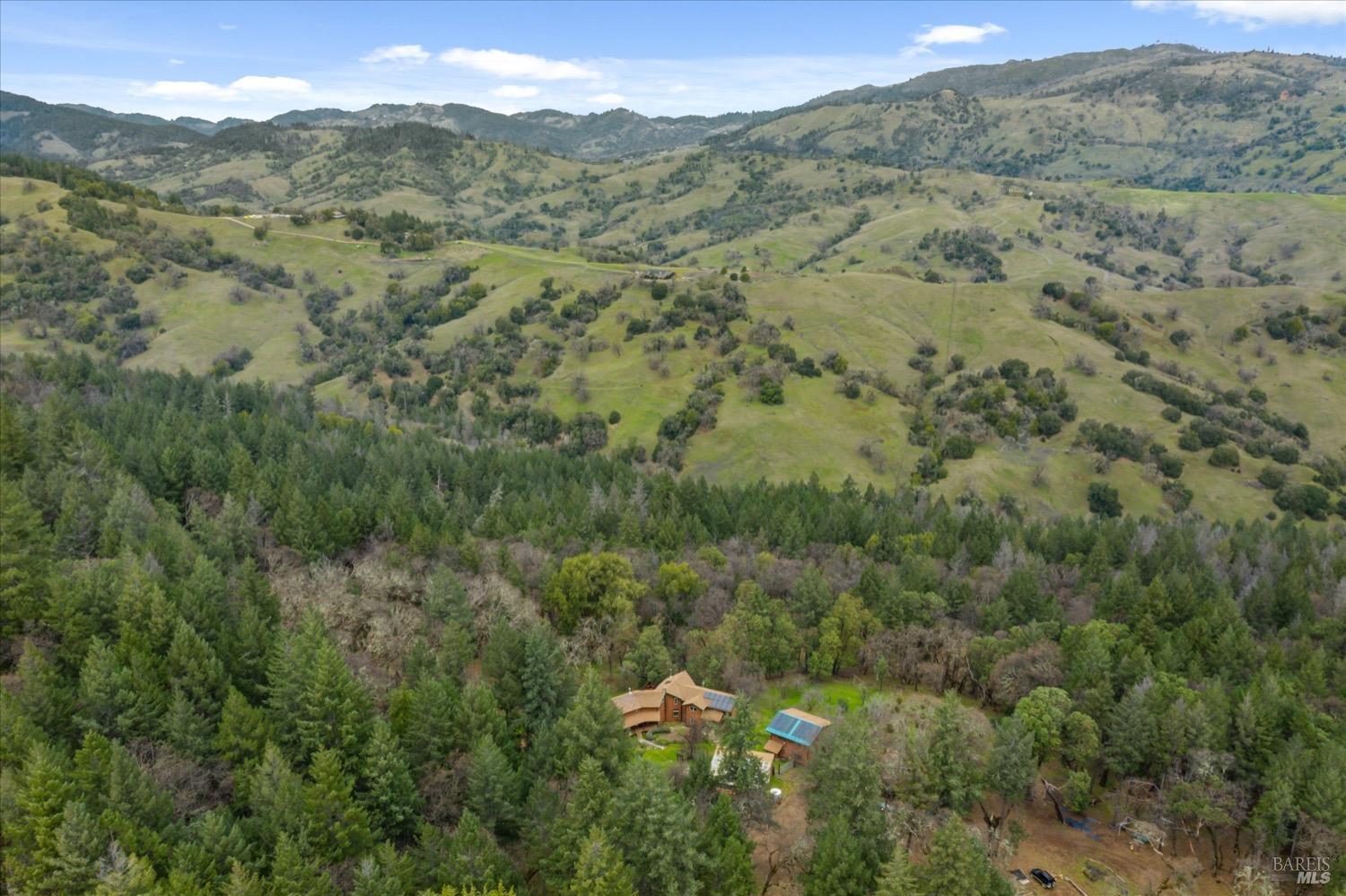 Detail Gallery Image 53 of 57 For 3100 Radical Ridge Rd, Redwood Valley,  CA 95470 - 4 Beds | 1/3 Baths