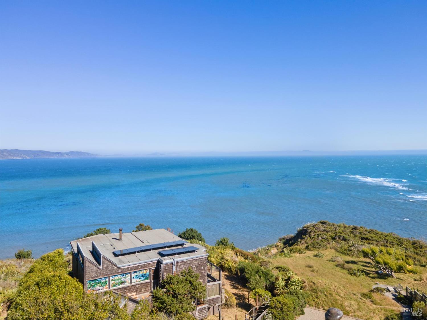 Detail Gallery Image 5 of 93 For 272 Ocean Pkwy, Bolinas,  CA 94924 - 3 Beds | 2 Baths